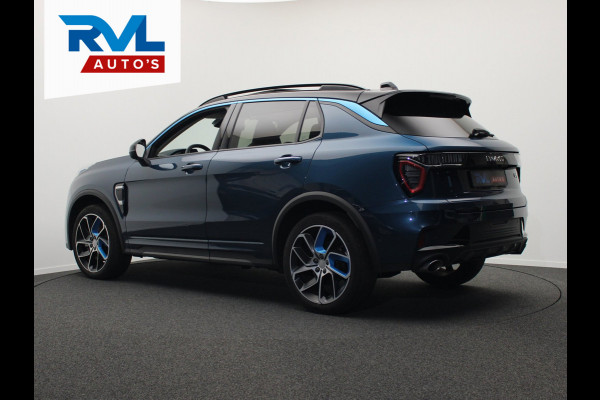 Lynk & Co 01 1.5 261PK Plug-in Hybrid Pano/dak Apple/Carplay Adaptive/Cruise