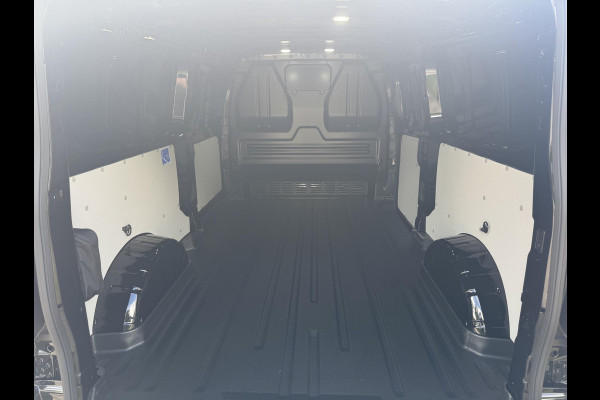 Ford E-Transit Custom 340 L2H1 Limited 71 kWh | SCI | 218pk | Laadvloer bescherming | 12-weg verstel- en verwarmbare AGR bestuurders- en passagiersstoel Laadvloer bescherming,12-weg verstel- en verwarmbare AGR bestuurders- en passagiersstoel | Trekhaakvoorbereiding | 17 inch lichtmetalen velgen (Carbonised Grey) | Driver Assistent Pack Ultimate | AGM accu | BEV 3-fase oplaadkabel (mode 3, 32A, 10m)