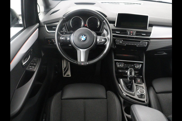 BMW 2 Serie Active Tourer 218i Executive Edition | Half leder | Cruise control | Head-up | Interieur verlichting | Navigatie | Bluetooth | Elektrische achterklep | Trekhaak