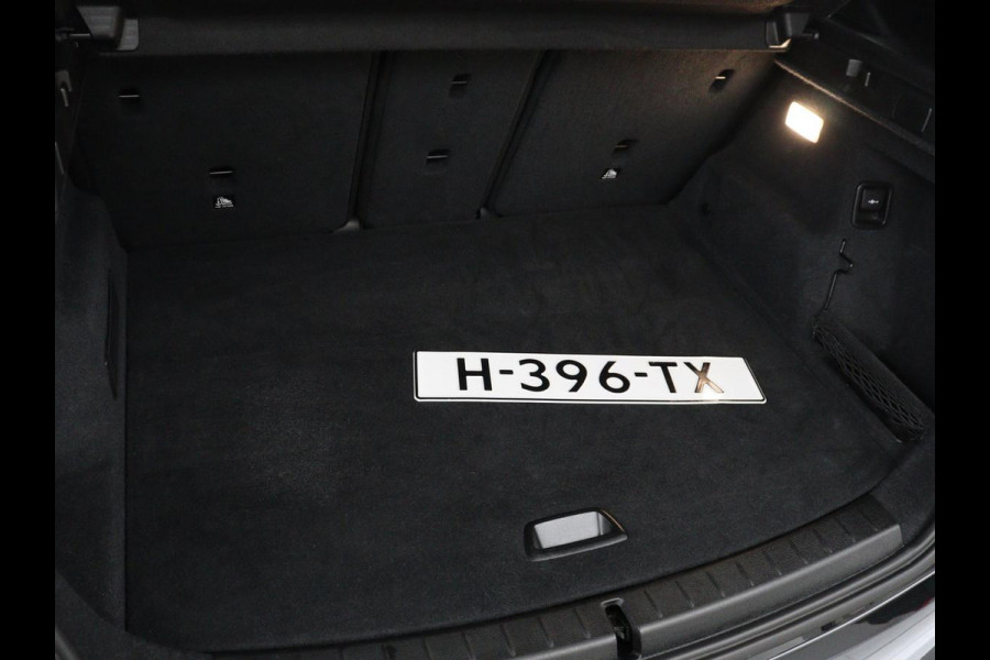 BMW 2 Serie Active Tourer 218i Executive Edition | Half leder | Cruise control | Head-up | Interieur verlichting | Navigatie | Bluetooth | Elektrische achterklep | Trekhaak