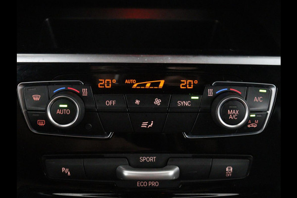 BMW 2 Serie Active Tourer 218i Executive Edition | Half leder | Cruise control | Head-up | Interieur verlichting | Navigatie | Bluetooth | Elektrische achterklep | Trekhaak