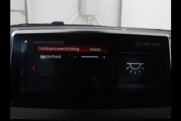 BMW 2 Serie Active Tourer 218i Executive Edition | Half leder | Cruise control | Head-up | Interieur verlichting | Navigatie | Bluetooth | Elektrische achterklep | Trekhaak