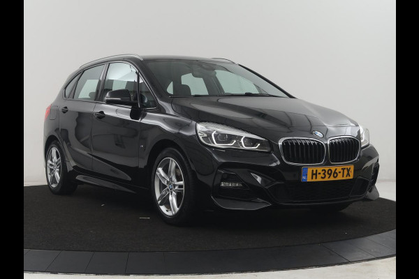BMW 2 Serie Active Tourer 218i Executive Edition | Half leder | Cruise control | Head-up | Interieur verlichting | Navigatie | Bluetooth | Elektrische achterklep | Trekhaak