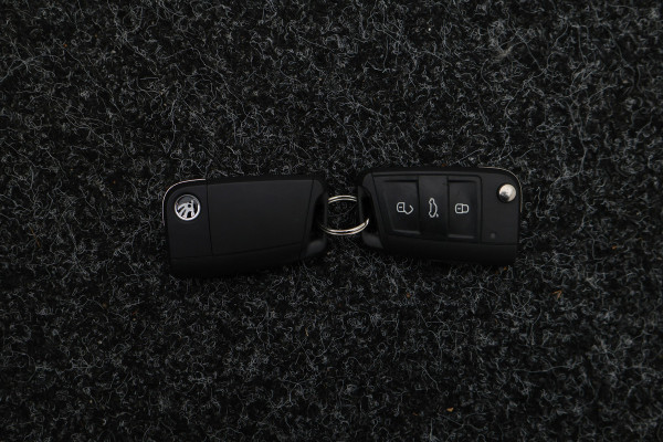 Škoda Kamiq 1.0 TSI Business Edition Leer, Elektr. Stoel, Camera, ACC, Keyless, Virtual Cockpit, LED, PDC