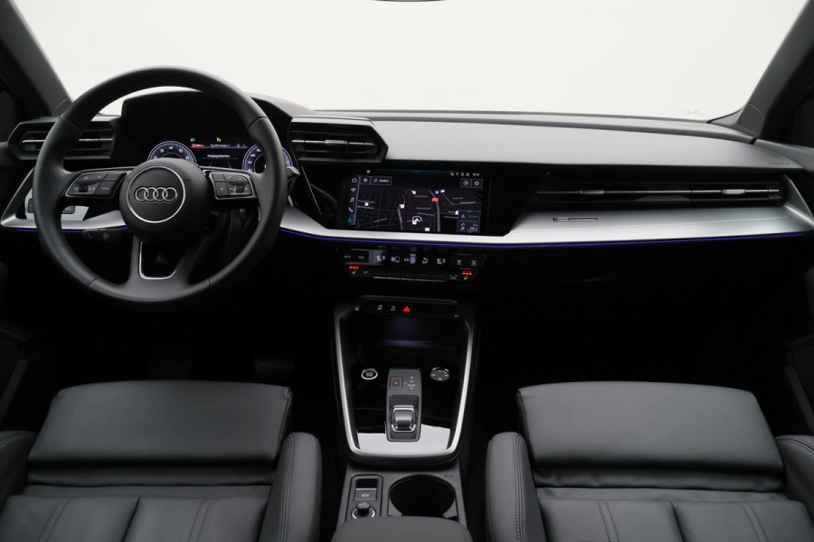 Audi A3 Limousine 35 TFSI Business edition Leer, Matrix LED, Camera, Apple Carplay, Virtual Cockpit, PDC