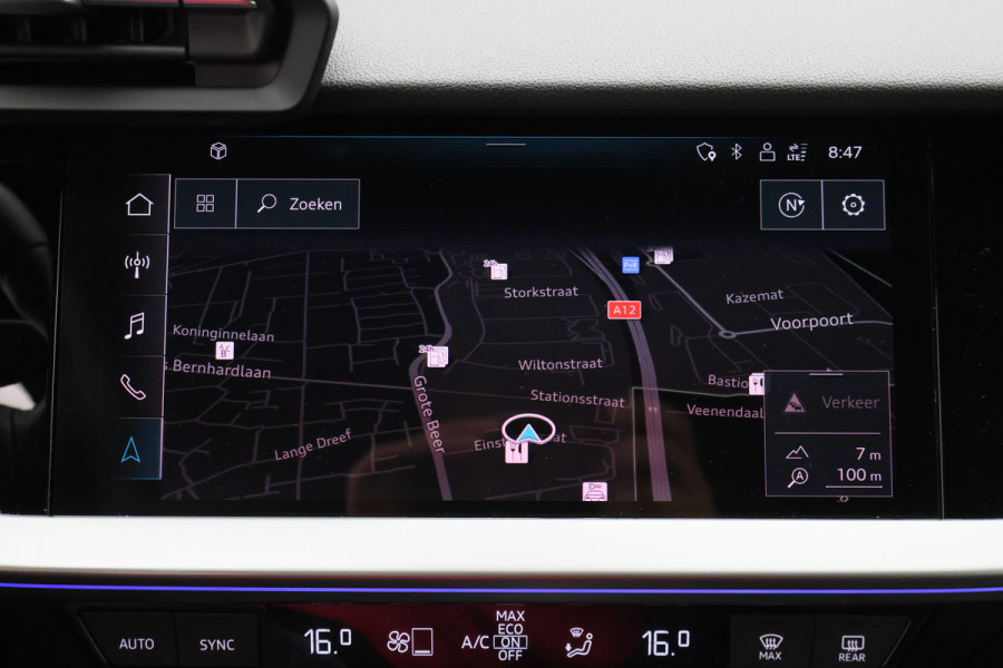 Audi A3 Limousine 35 TFSI Business edition Leer, Matrix LED, Camera, Apple Carplay, Virtual Cockpit, PDC