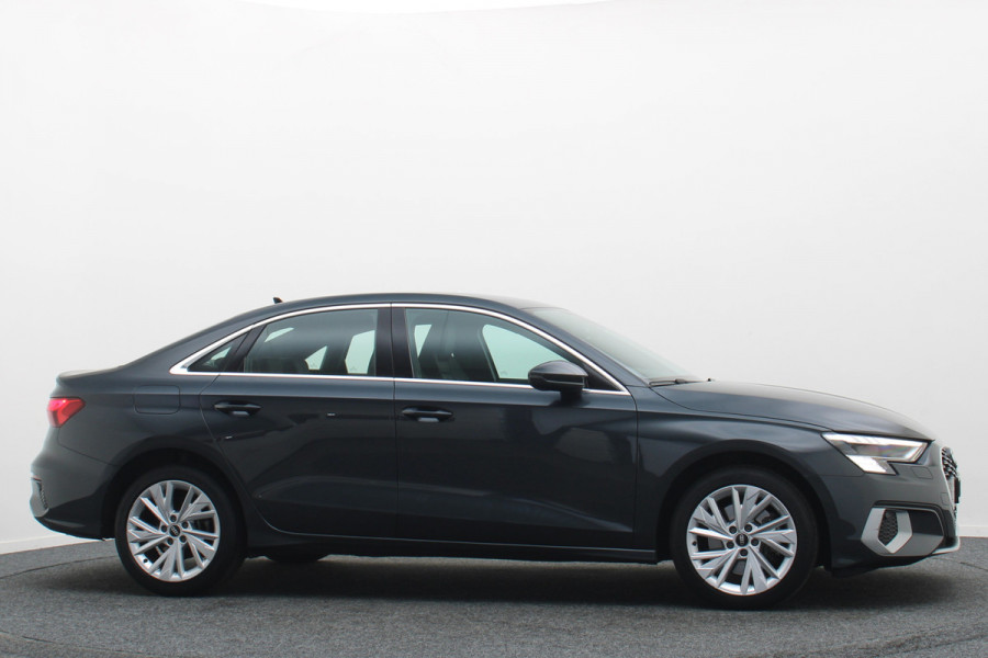 Audi A3 Limousine 35 TFSI Business edition Leer, Matrix LED, Camera, Apple Carplay, Virtual Cockpit, PDC