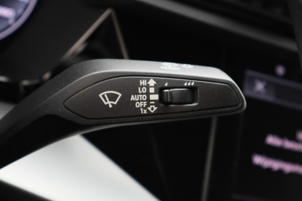 Audi A3 Limousine 35 TFSI Business edition Leer, Matrix LED, Camera, Apple Carplay, Virtual Cockpit, PDC