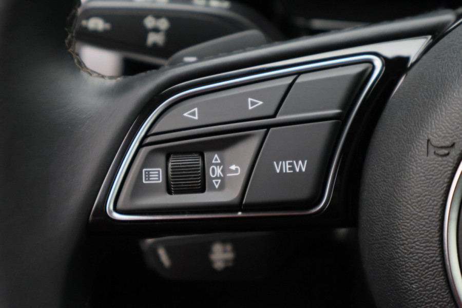 Audi A3 Limousine 35 TFSI Business edition Leer, Matrix LED, Camera, Apple Carplay, Virtual Cockpit, PDC