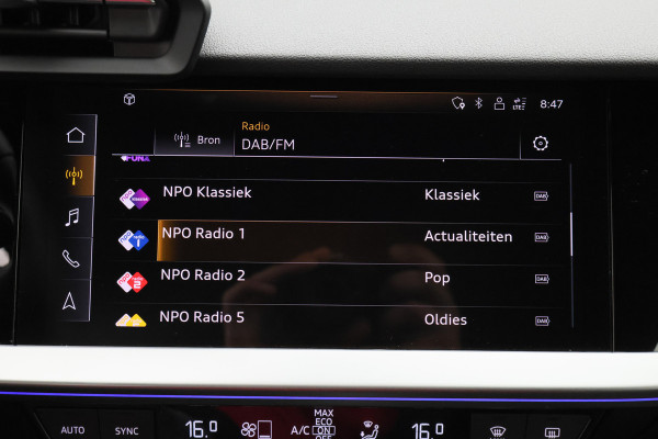 Audi A3 Limousine 35 TFSI Business edition Leer, Matrix LED, Camera, Apple Carplay, Virtual Cockpit, PDC