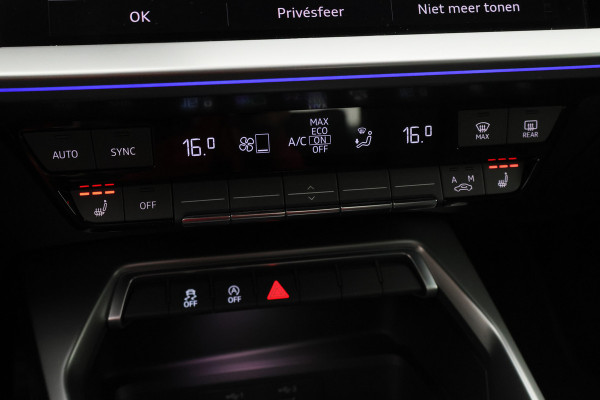 Audi A3 Limousine 35 TFSI Business edition Leer, Matrix LED, Camera, Apple Carplay, Virtual Cockpit, PDC