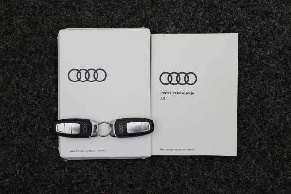 Audi A3 Limousine 35 TFSI Business edition Leer, Matrix LED, Camera, Apple Carplay, Virtual Cockpit, PDC