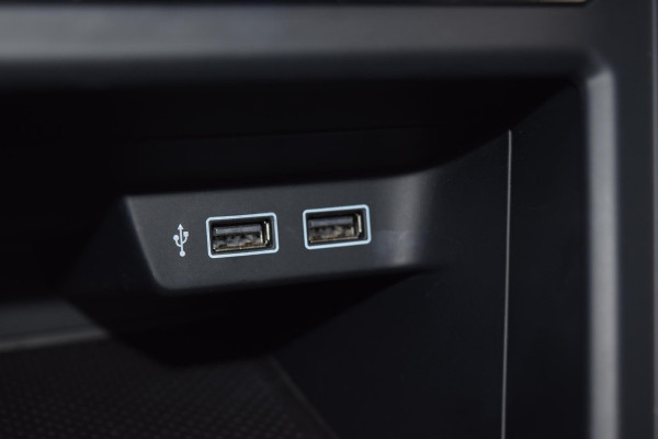 Volkswagen Polo 1.0 TSI Carplay|Lm.velg|Lage km. stand!