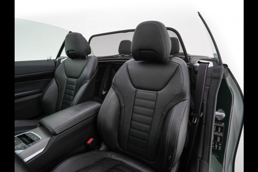 BMW 4 Serie Cabrio M440i xDrive High Executive (INCL-BTW) *LEATHER | LASER-LED | MEMORY-PACK | DIGI-COCKPIT | KEYLESS | HIFI-SOUND | SHIFTPADDLES | CAMERA | DAB | NAVI-FULLMAP | AMBIENTLIGHT | HEAD-UP | TOWBAR | 19''ALU*