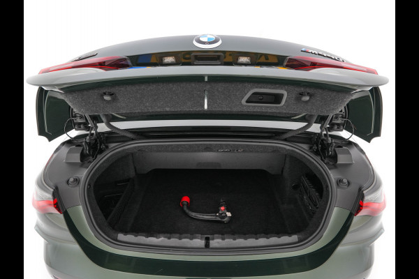 BMW 4 Serie Cabrio M440i xDrive High Executive (INCL-BTW) *LEATHER | LASER-LED | MEMORY-PACK | DIGI-COCKPIT | KEYLESS | HIFI-SOUND | SHIFTPADDLES | CAMERA | DAB | NAVI-FULLMAP | AMBIENTLIGHT | HEAD-UP | TOWBAR | 19''ALU*