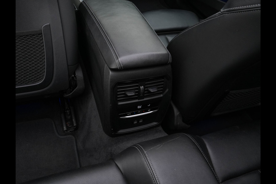BMW 4 Serie Cabrio M440i xDrive High Executive (INCL-BTW) *LEATHER | LASER-LED | MEMORY-PACK | DIGI-COCKPIT | KEYLESS | HIFI-SOUND | SHIFTPADDLES | CAMERA | DAB | NAVI-FULLMAP | AMBIENTLIGHT | HEAD-UP | TOWBAR | 19''ALU*