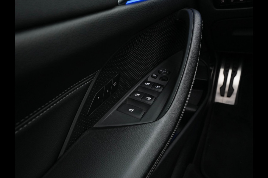 BMW 4 Serie Cabrio M440i xDrive High Executive (INCL-BTW) *LEATHER | LASER-LED | MEMORY-PACK | DIGI-COCKPIT | KEYLESS | HIFI-SOUND | SHIFTPADDLES | CAMERA | DAB | NAVI-FULLMAP | AMBIENTLIGHT | HEAD-UP | TOWBAR | 19''ALU*