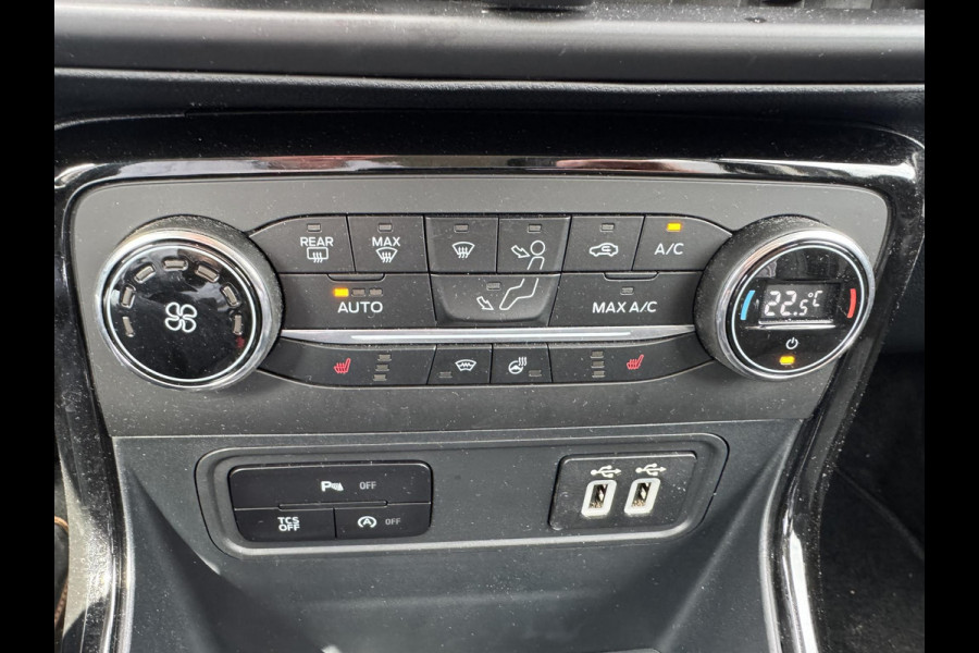 Ford EcoSport 1.0 EcoBoost Titanium 125pk | Winterpack | BLIS | SYNC 3 Navigatie | Trekhaak | Apple carplay/Android auto |