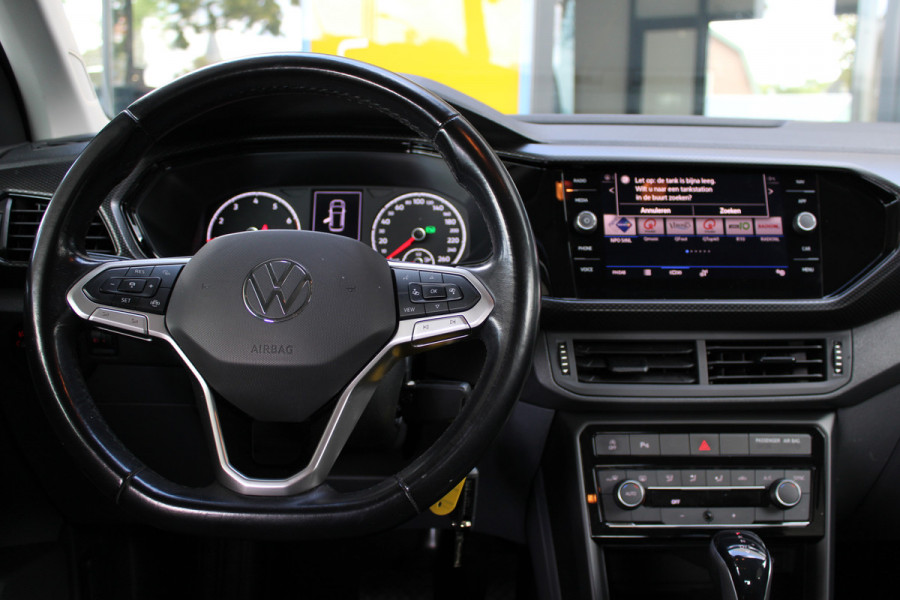Volkswagen T-Cross 1.0 TSI Life Business | Achteruitrijcamera | Trekhaak | Adaptieve cruise