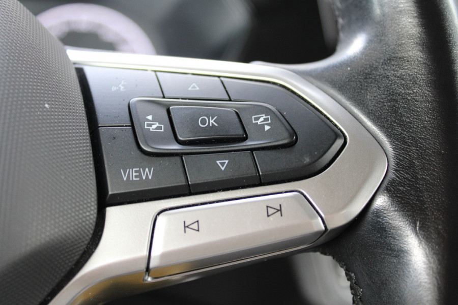 Volkswagen T-Cross 1.0 TSI Life Business | Achteruitrijcamera | Trekhaak | Adaptieve cruise