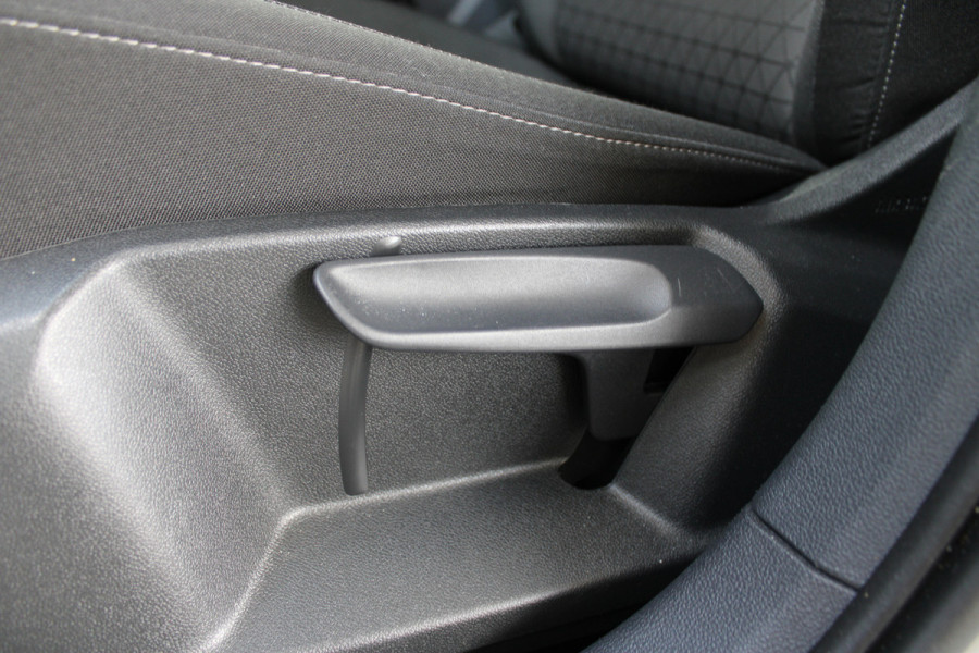 Volkswagen T-Cross 1.0 TSI Life Business | Achteruitrijcamera | Trekhaak | Adaptieve cruise