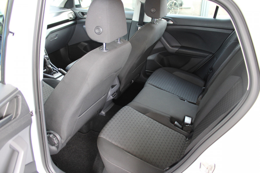 Volkswagen T-Cross 1.0 TSI Life Business | Achteruitrijcamera | Trekhaak | Adaptieve cruise