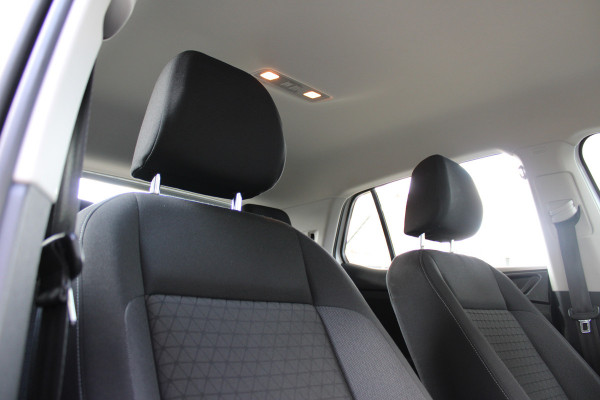 Volkswagen T-Cross 1.0 TSI Life Business | Achteruitrijcamera | Trekhaak | Adaptieve cruise