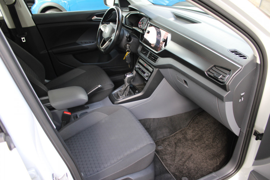 Volkswagen T-Cross 1.0 TSI Life Business | Achteruitrijcamera | Trekhaak | Adaptieve cruise