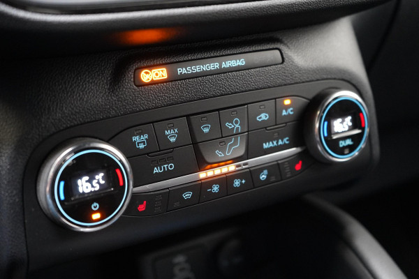 Ford Kuga 2.5 PHEV ST-Line SoH 86,5% | Stoelverwarming | Stuurverwarming | Navigatie | Camera | Privacy Glass
