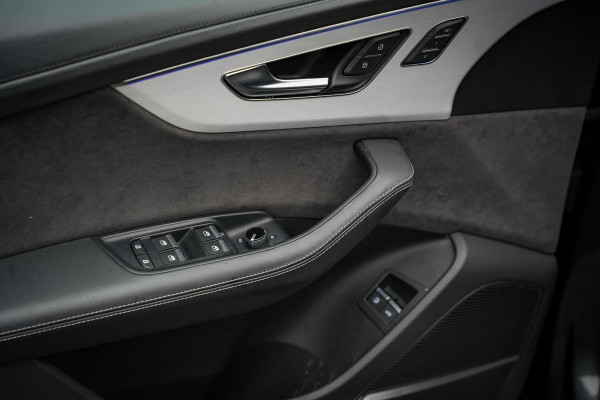 Audi Q8 60 TFSI e quattro Competition B&O Panodak Carbon 360 Cam Dode Hoek ACC Stoelventilatie