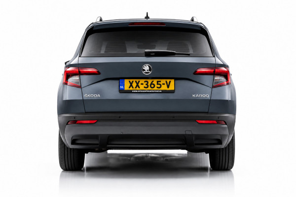 Škoda Karoq 1.5 TSI ACT | VIRTUAL COCKPIT | STOELVERWARMING | CAMERA | NAP | CANTON | SFEERVERLICHTING