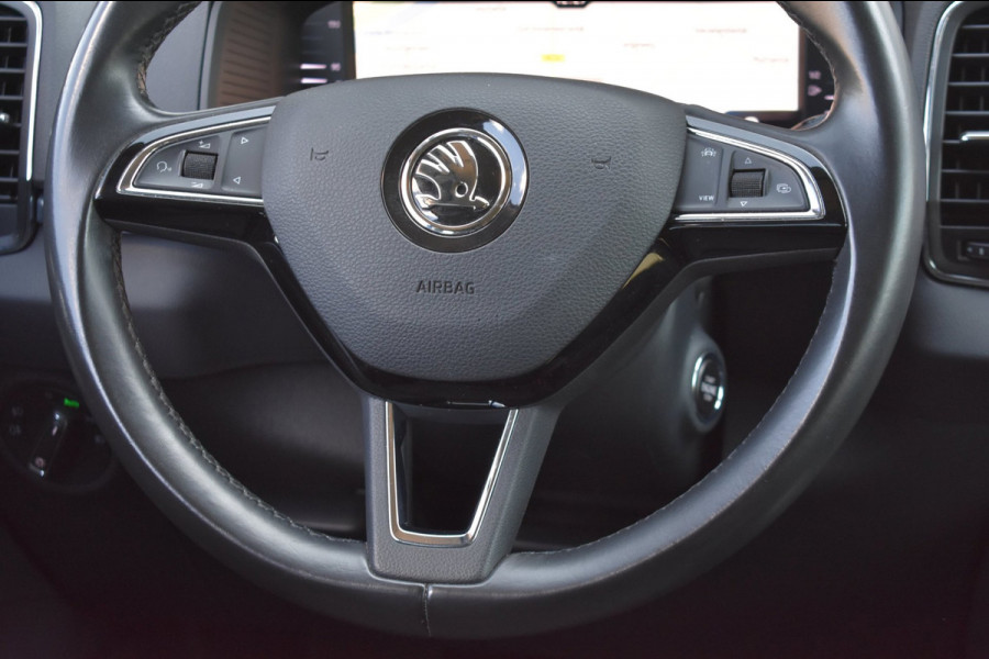 Škoda Karoq 1.5 TSI ACT | VIRTUAL COCKPIT | STOELVERWARMING | CAMERA | NAP | CANTON | SFEERVERLICHTING