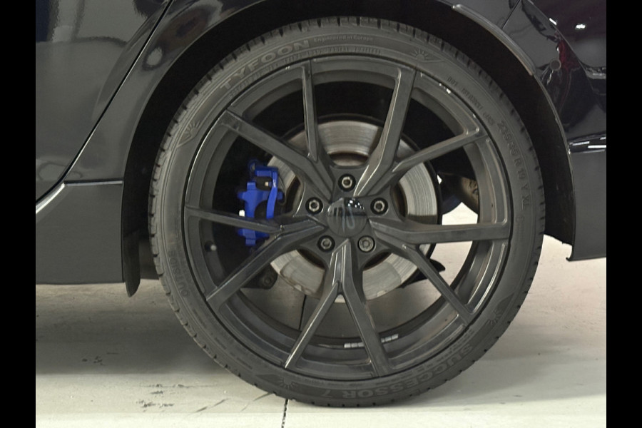 Volkswagen Golf 2.0 TSI R 4Motion