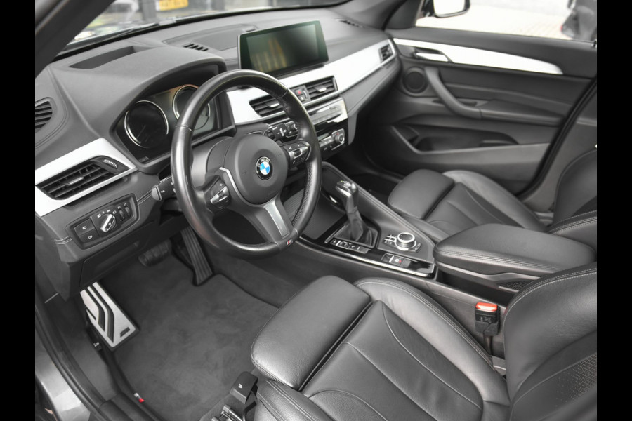 BMW X1 xDrive25e eDrive Edition M pakket Leer Pano Stoelverwarming 19 Inch Velgen