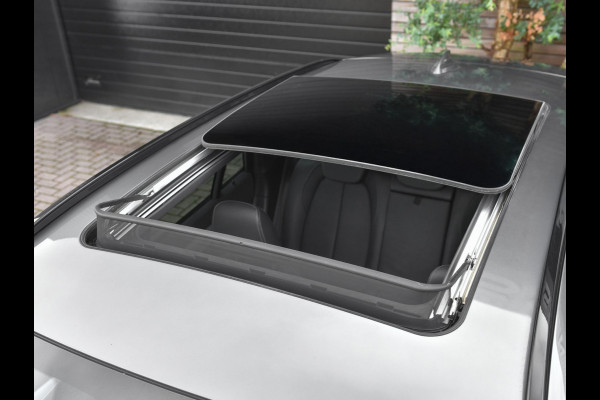 BMW X1 xDrive25e eDrive Edition M pakket Leer Pano Stoelverwarming 19 Inch Velgen
