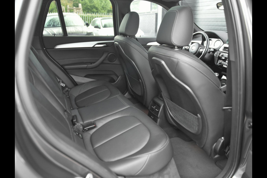 BMW X1 xDrive25e eDrive Edition M pakket Leer Pano Stoelverwarming 19 Inch Velgen