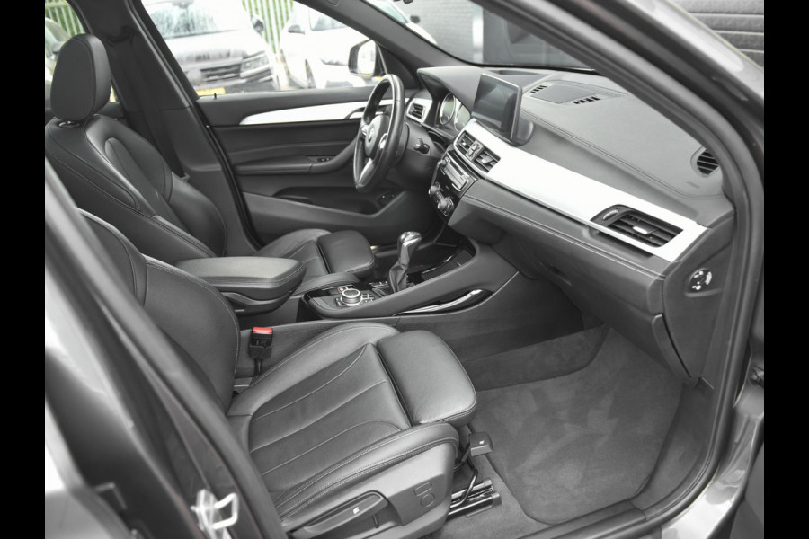 BMW X1 xDrive25e eDrive Edition M pakket Leer Pano Stoelverwarming 19 Inch Velgen