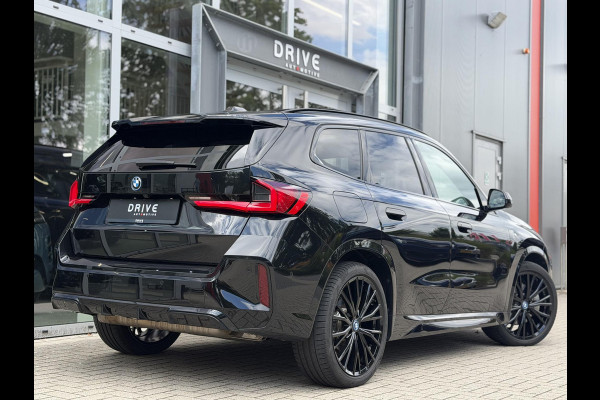 BMW X1 xDrive30e 326PK M-Sport |Pano|H/K|Leer|Memory|Innovation|360Cam|ACC|HUD|Trekhaak|20"