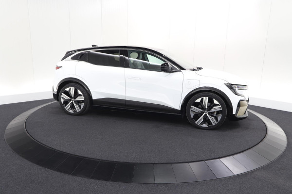 Renault Mégane E-Tech EV60 Optimum Charge Iconic | 360 Camera | Harman Kardon | Stoelmassage | Dodehoekdetectie | SOH 93,1%