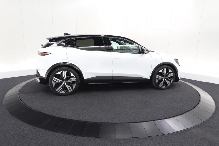 Renault Mégane E-Tech EV60 Optimum Charge Iconic | 360 Camera | Harman Kardon | Stoelmassage | Dodehoekdetectie | SOH 93,1%