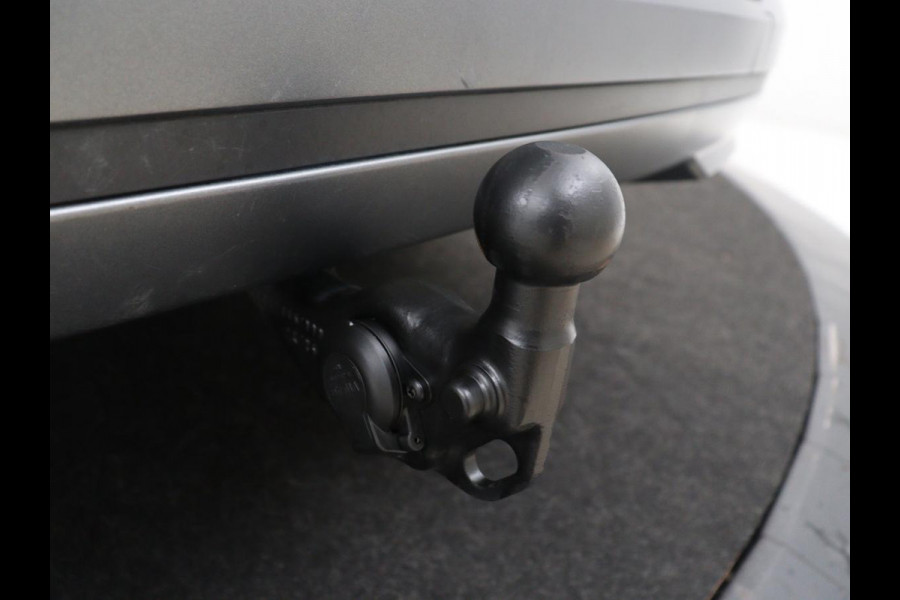 Škoda Enyaq iV 60 | SOH 93,0% | Half leder | Cruise control | Carplay | Climate control | Lane assist | Park assist | Trekhaak | Sfeerverlichting | Navigatie | Bluetooth
