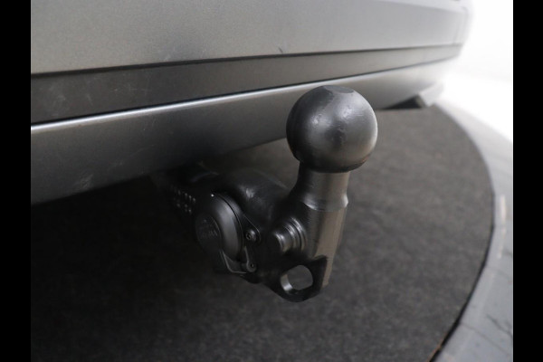 Škoda Enyaq iV 60 | SOH 93,0% | Half leder | Cruise control | Carplay | Climate control | Lane assist | Park assist | Trekhaak | Sfeerverlichting | Navigatie | Bluetooth