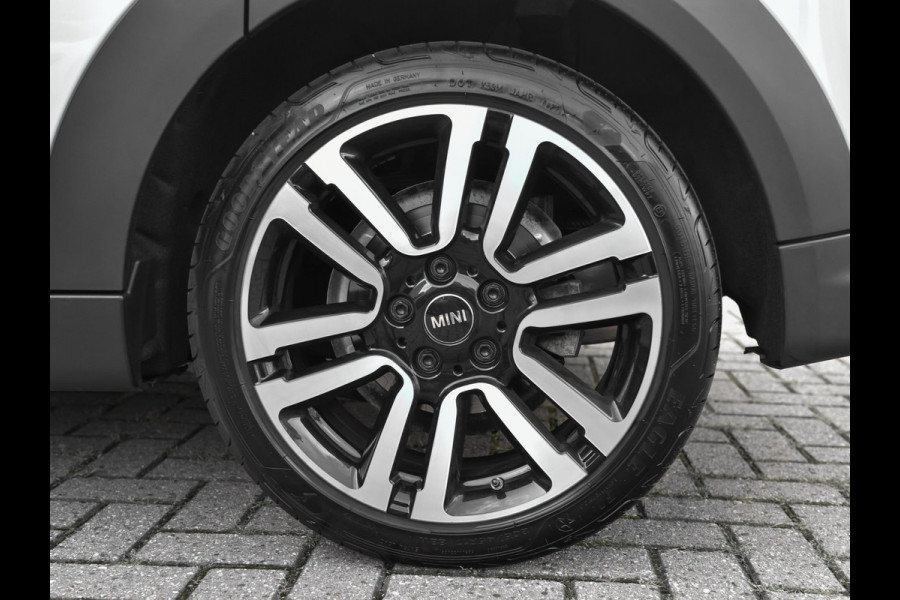MINI 5-deurs 1.5 Cooper Business Edition Leer Camera Led Navi Cruise