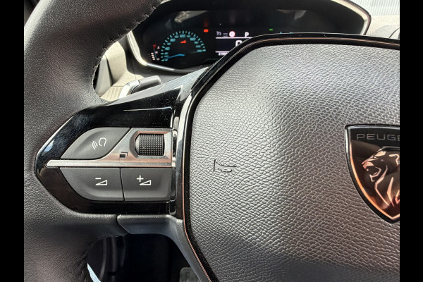 Peugeot 2008 1.2 Hybrid 145 Style | Apple/Android CarPlay | Meer foto's volgen!