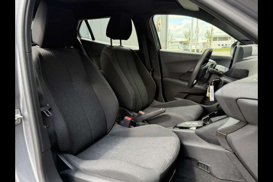 Peugeot 2008 1.2 Hybrid 145 Style | Apple/Android CarPlay | Meer foto's volgen!