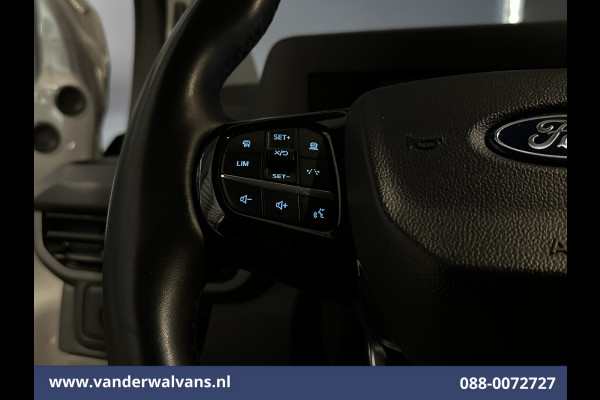 Ford Transit Custom 2.0 TDCI 136pk L1H1 Euro6 Airco | Navigatie | LED | Apple Carplay | Adaptieve Cruisecontrol | Leder Stuur Android Auto, Verwarmde voorruit, Stoelverwarming, Parkeersensoren, Bijrijdersbank, 2590kg trekvermogen