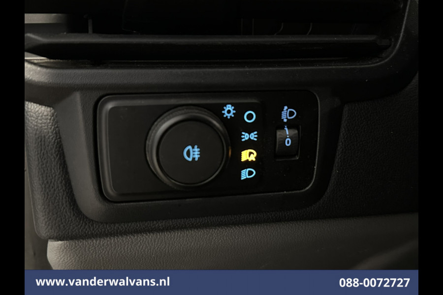 Ford Transit Custom 2.0 TDCI 136pk L1H1 Euro6 Airco | Navigatie | LED | Apple Carplay | Adaptieve Cruisecontrol | Leder Stuur Android Auto, Verwarmde voorruit, Stoelverwarming, Parkeersensoren, Bijrijdersbank, 2590kg trekvermogen