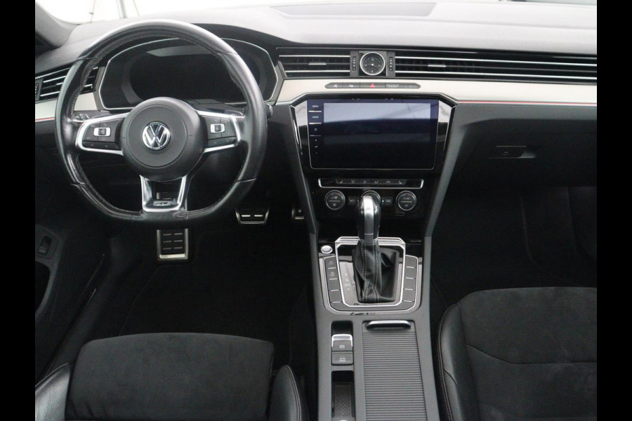 Volkswagen Arteon 2.0 TSI Business R | Panoramadak | Leder/alcantara | Stoelverwarming Adaptive cruise | Carplay | Climate control | Achterbank verwarming | Sfeerverlichting | 360 camera | Park assist