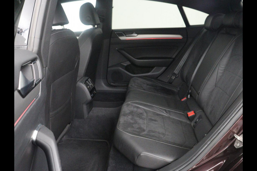 Volkswagen Arteon 2.0 TSI Business R | Panoramadak | Leder/alcantara | Stoelverwarming Adaptive cruise | Carplay | Climate control | Achterbank verwarming | Sfeerverlichting | 360 camera | Park assist