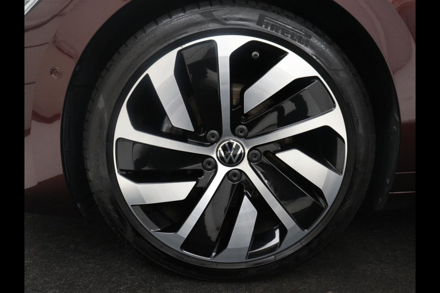 Volkswagen Arteon 2.0 TSI Business R | Panoramadak | Leder/alcantara | Stoelverwarming Adaptive cruise | Carplay | Climate control | Achterbank verwarming | Sfeerverlichting | 360 camera | Park assist